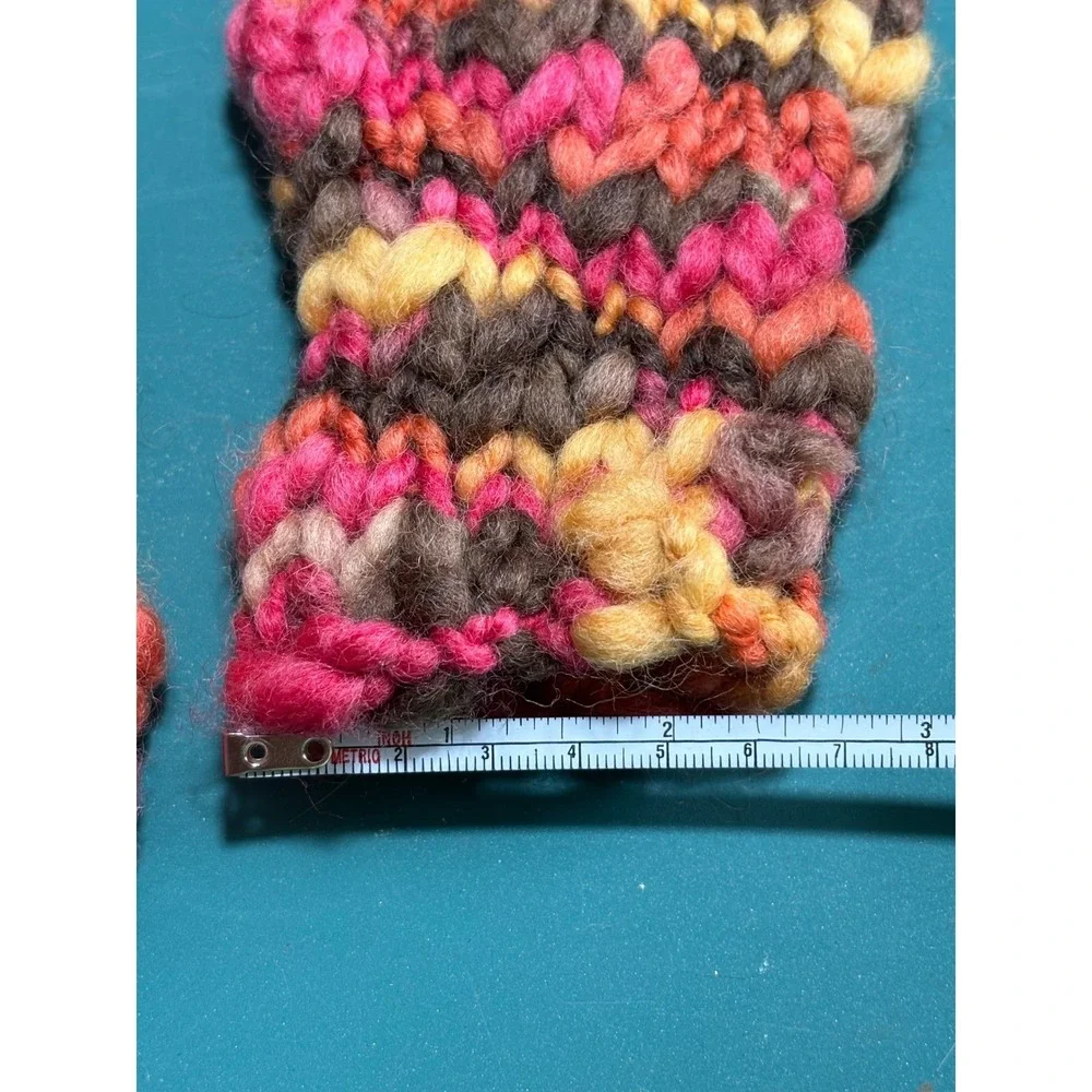 Redfish Designs‎ 100% Wool Chunky Knit Pom Beanie and Mittens Set Pink Orange